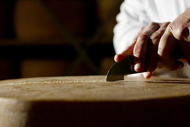 Parma Delights Tour: Parmigiano, Prosciutto & Balsamico - Who should book this food tour