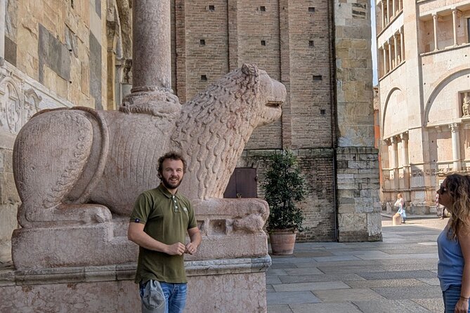 Parma Food Tour with Sightseeing and Parmesan Tasting - A sweet pause at Pasticceria Giacomazzi