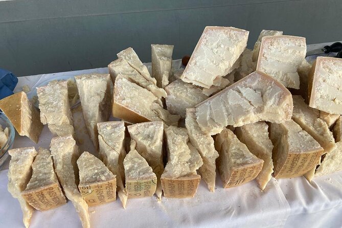 Parmigiano Cheese, Parma Ham and Balsamic - Crossing toward Modena for traditional balsamic