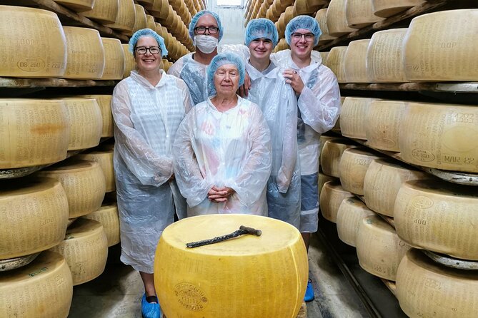 Parmigiano, Prosciutto and Traditional balsamic Tour from Bologna - Key points at a glance