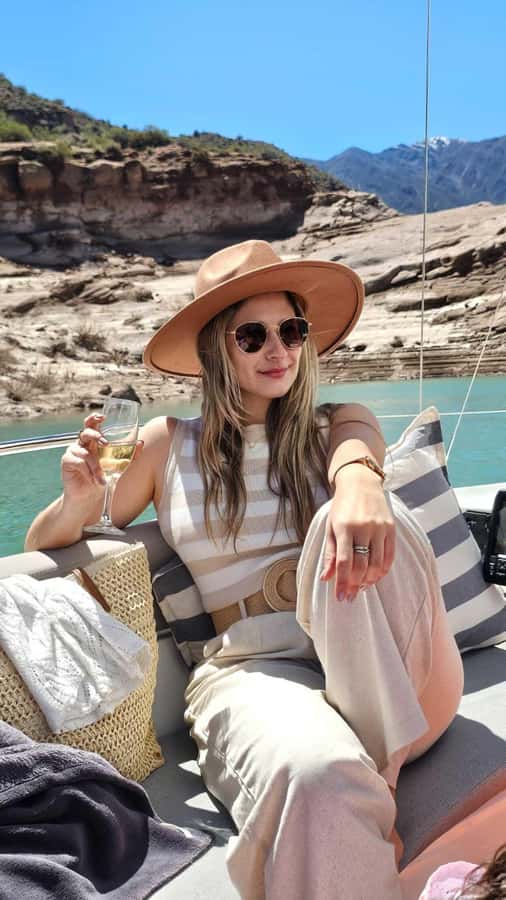 Potrerillos Lake Sailing Tour with Wine and Cheese - Is $213 per person a fair price?