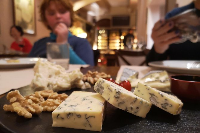Private 2-Hour Italian Cheese and Wine Tasting in Rome - Nine cheeses, three wines, and a lesson in Italian taste