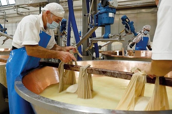 Private Day Tour & Lunch: Parmesan, Wine, and Vinegar Tasting - Why this Emilia-Romagna food tour works