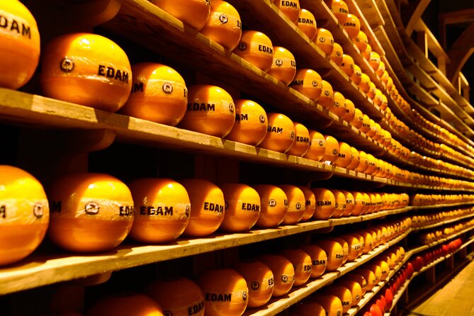 Private Guided Highlights of Holland Tour with Cheese Tasting - Strolling through Edam and tasting two Dutch cheeses