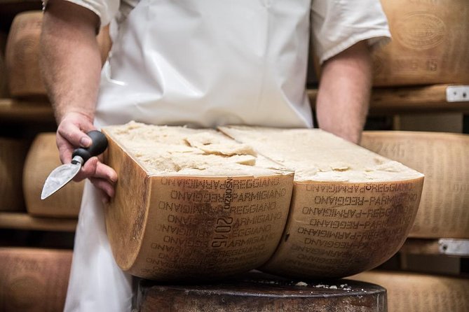 Private Half Day Parma Food Tour: Parmesan Cheese, Parma Ham, Lunch - Seeing Parmigiano-Reggiano at a working dairy