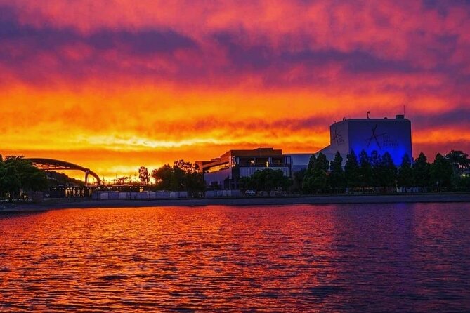 Private, luxury Gold Coast Gondola cruise with cheese & wine - Service, photos, and the pace of the evening