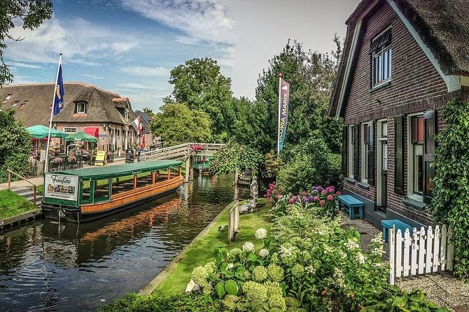 Private tour to Giethoorn, the Windmills, Cheese from Amsterdam - Is $479.10 per person good value?