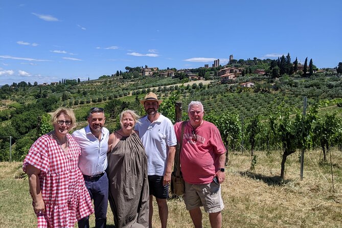Private tour Wine and cheese a perfect combinations val 'Orcia - Podere Il Casale puts the cheese on your plate