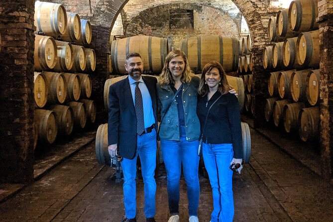 Private tour Wine and cheese a perfect combinations val 'Orcia - Montalcino finishes with five Brunello-area wines