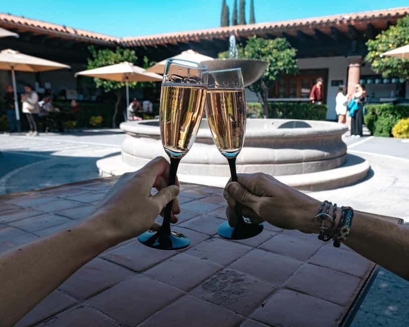 Querétaro: Art, Cheese and Wine Route - From the Corregidora Monument to Querétaro’s food country