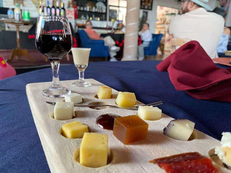 Querétaro: Art, Cheese and Wine Route - The guide and language make a difference