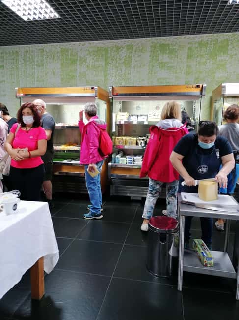 Sao Jorge Cheese Tour - Half day - Tasting cheese at 3, 6, and 24 months
