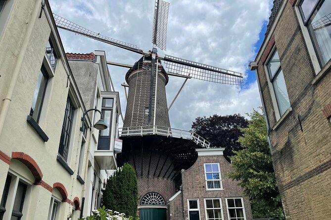 Self-Guided Walking Tour of Gouda: Canals, Colonies, and Cheese - The Gothic city hall built away from the fire risk