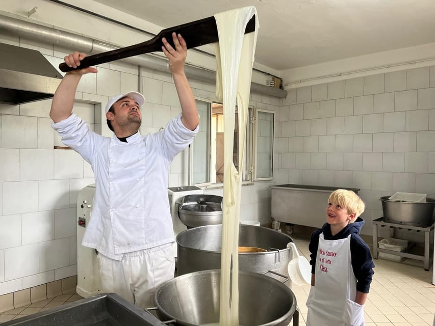 Sorrento Coast Mozzarella Tasting & Cheese Making Experience - Why Vico Equense makes a good cheese stop