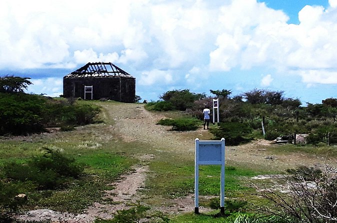 St.Martin-St.Maarten: Small Group, History & Cheese Tasting Tour - Who will enjoy this tour most