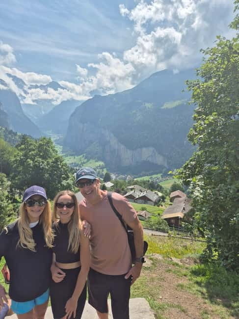 Sunset Hike with Cheese Fondue in Wengen - The viewpoint, fondue, and mountain light