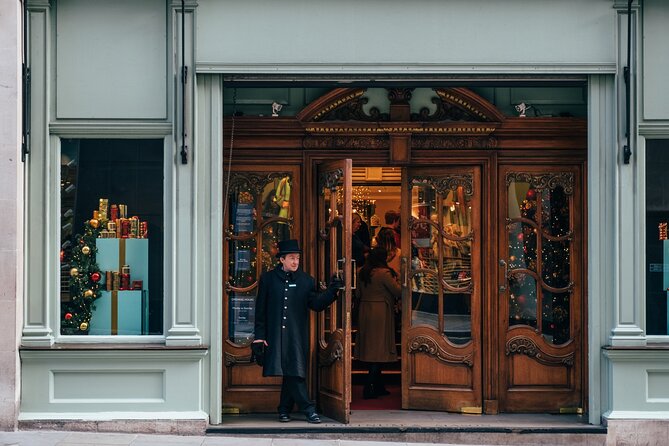 Taste London: Cheese Tasting & Walking Tour - How the small group changes the experience