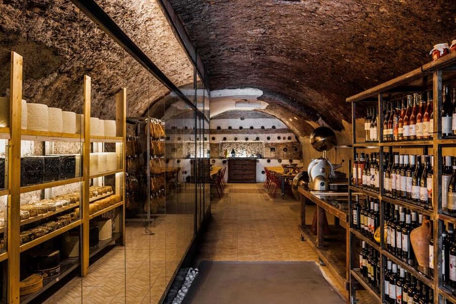 Testaccio: Exclusive tasting of PDO wines, cheeses, and cured meats from Lazio - Why this Testaccio tasting feels different