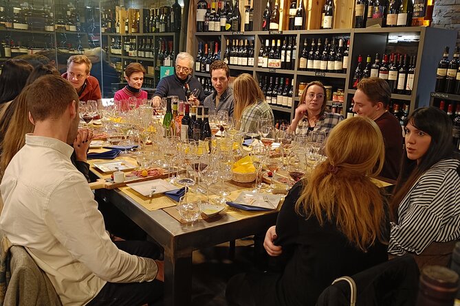 Top Lake Como Wine & Food Tasting: 7 Wines Meat & Cheese or Veg. - What happens at Capitan Drake in Como
