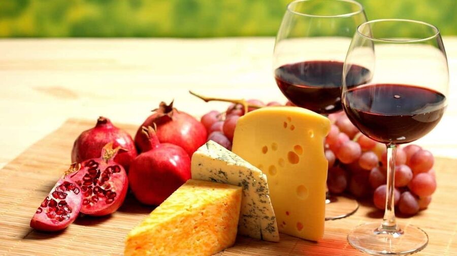 Torrevieja: Wine and Cheese Tasting at Torre del Moro - The cheese selection is the main reason to book