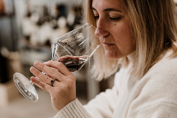 Truffle Hunting and Cheese, Truffle & Wine Tasting near Alba - How the guides shape the experience