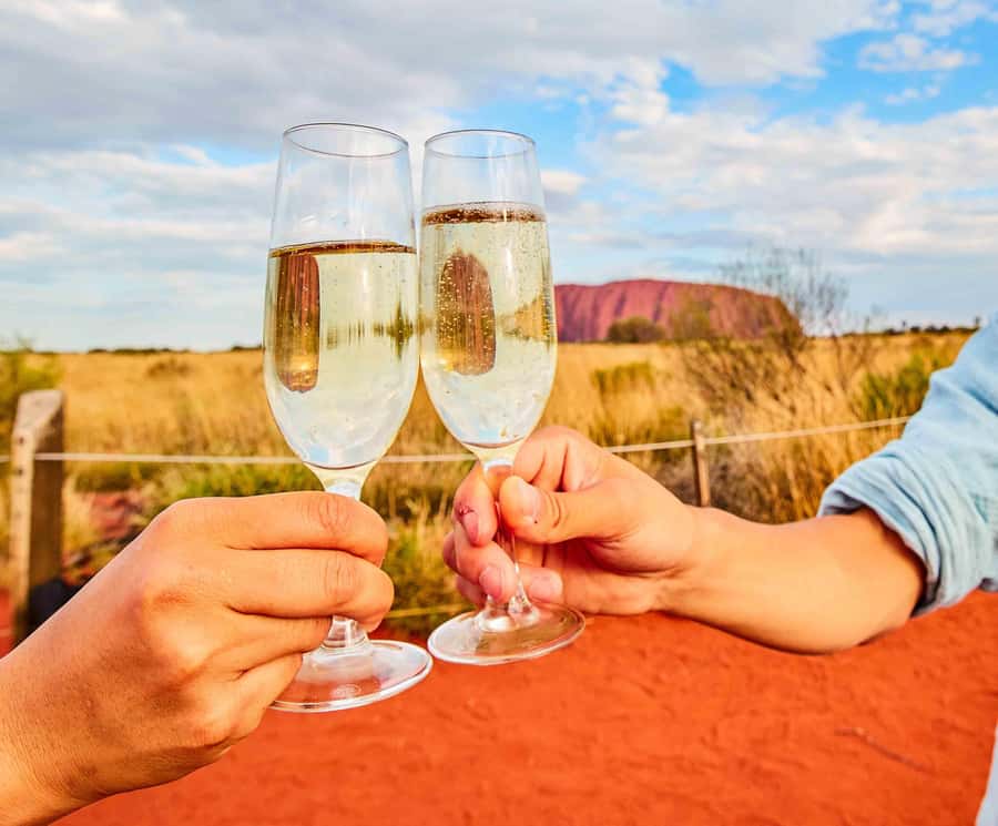 Uluru 1.5-Hour Sunset Tour with Sparkling Wine & Cheeseboard - Arriving at the sunset viewing area