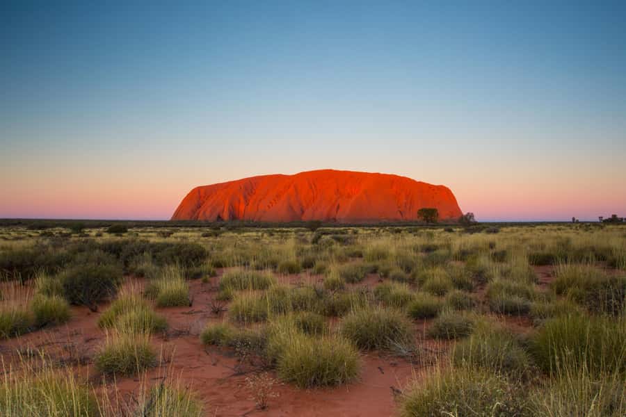 Uluru 1.5-Hour Sunset Tour with Sparkling Wine & Cheeseboard - How to photograph the color changes