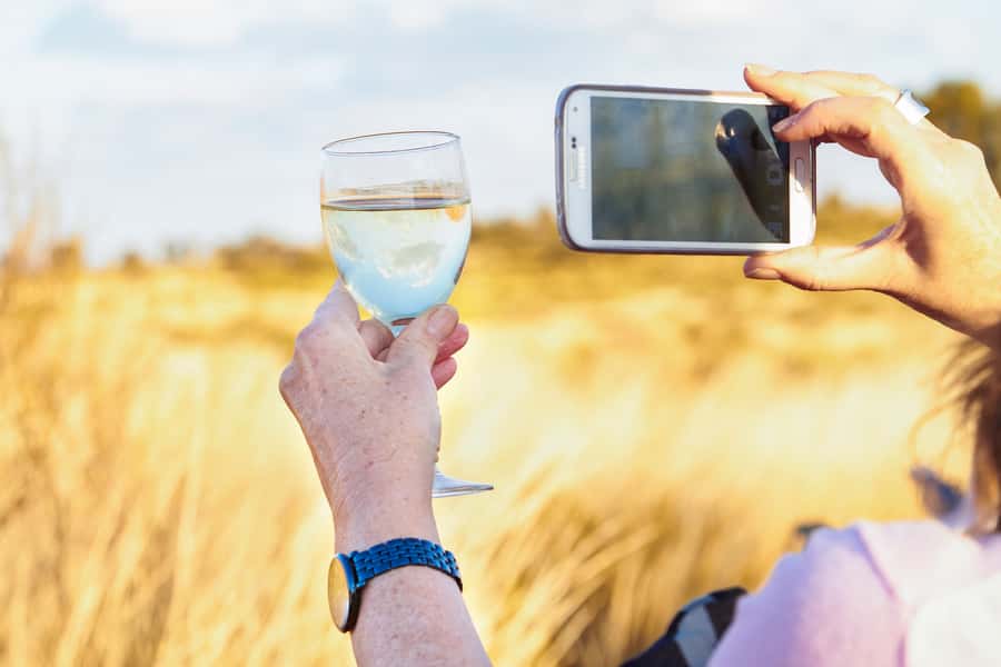 Uluru: Sacred Sites & Sunset Tour with Wine & Cheeseboard - Should you book the Uluru Sacred Sites and Sunset Tour?