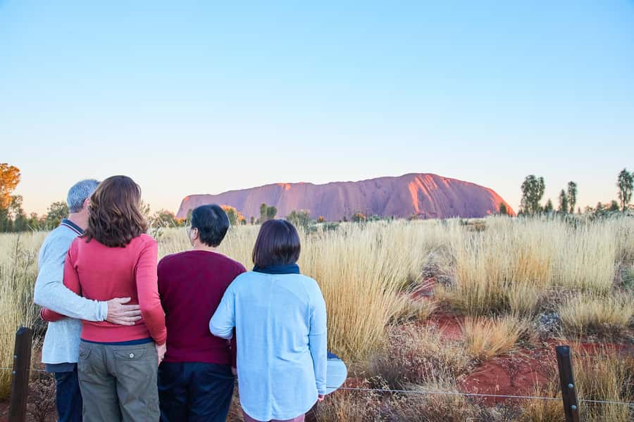 Uluru: Sacred Sites & Sunset Tour with Wine & Cheeseboard - The Cultural Centre puts Uluru in context