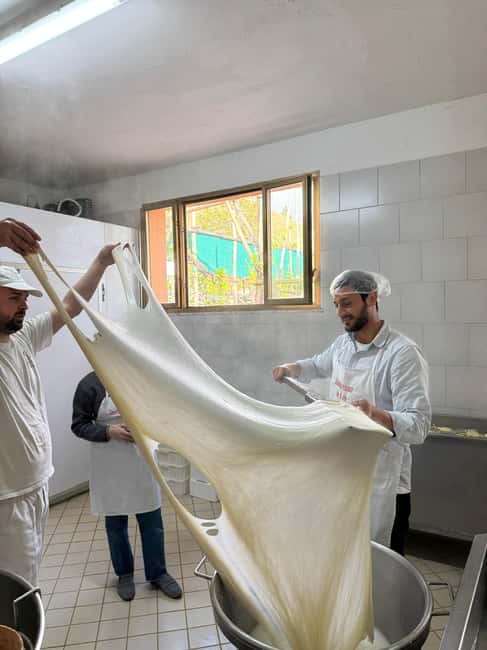 Vico Equense: Tour in the dairy "Mozzarella Experience" - How hands-on is the mozzarella workshop?