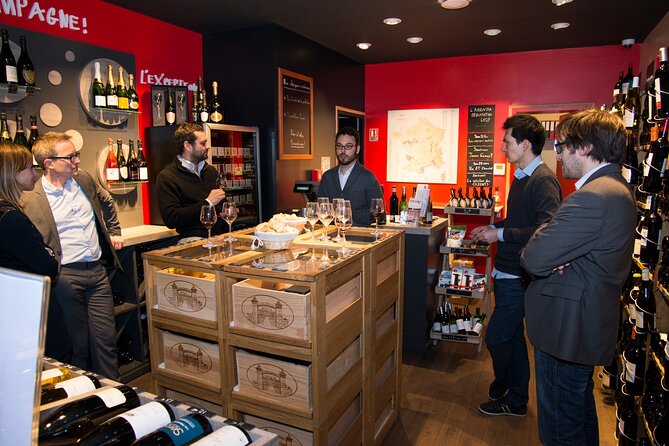 Wine and cheese tasting in Bastille - What the 90-minute Bastille tasting is really about