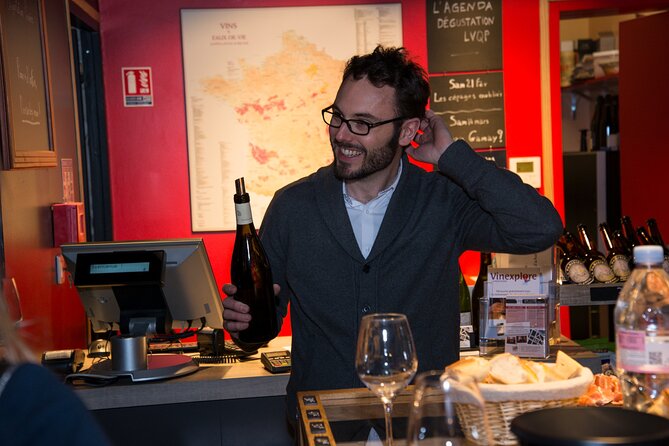 Wine and cheese tasting in Bastille - Learning how to taste without the usual fuss
