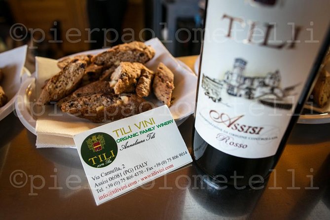 Wine and Cheeses - A short wine stop near Assisi