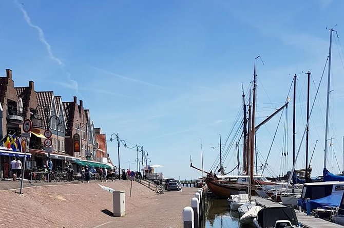 Zaanse Schans and Volendam Private Tour – Clogs, Cheese and More - Is $286.80 per person a fair price?