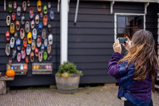 Zaanse Schans Windmills, Cheese and Volendam Tour from Amsterdam - Who should book this tour?