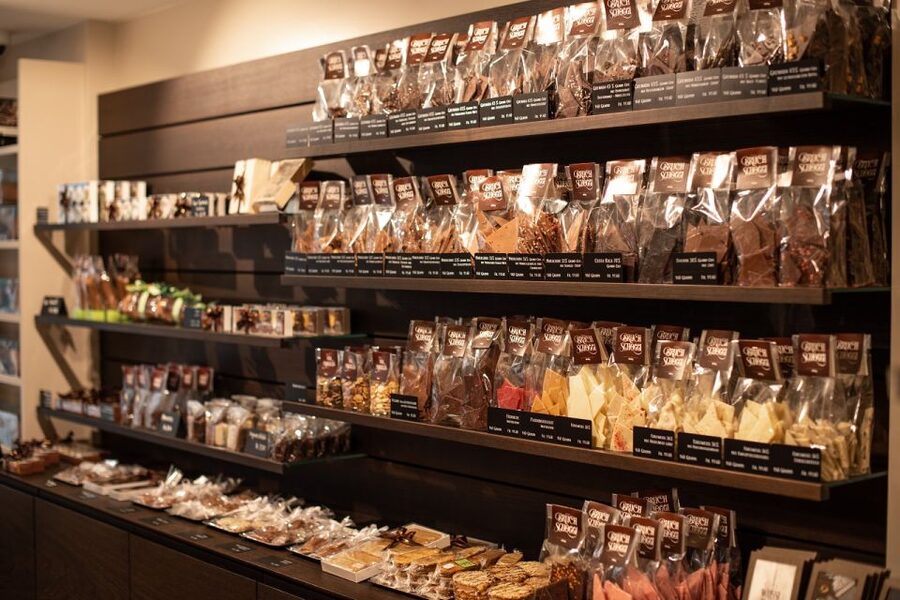 Zurich: Appenzell Day Trip with Farm Visit & Cheese Tasting - Chocolate with an artisan touch